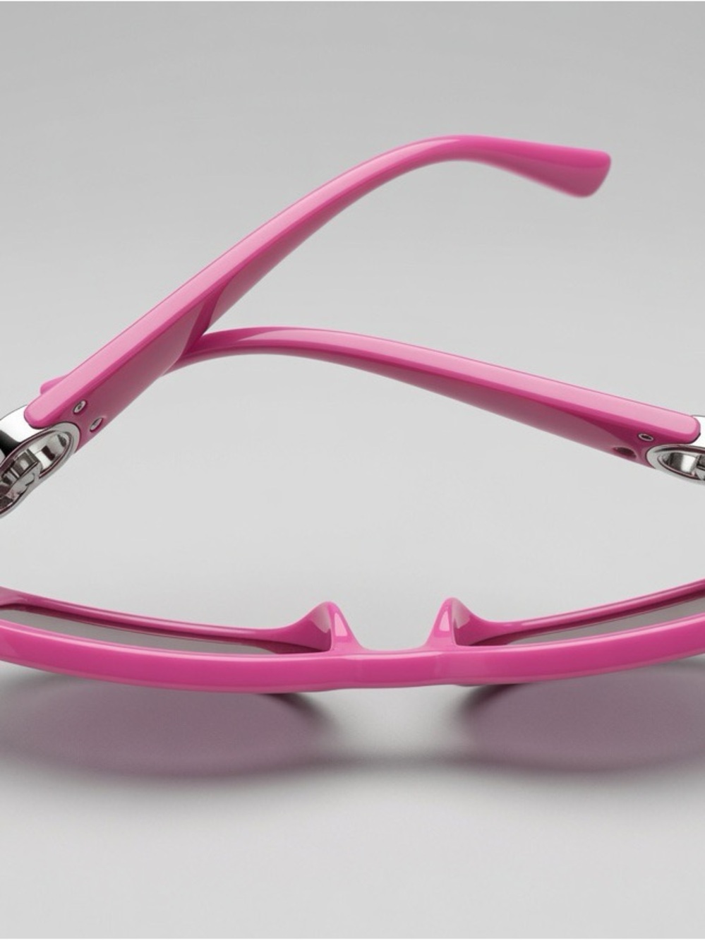 Gucci Hot Pink Rectangular Women's Sunglasses with Silver Logo Accents - Picture 6 of 6